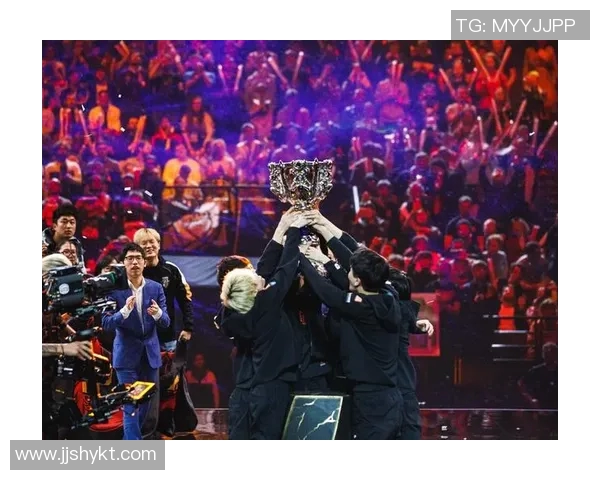 全球挑战赛回顾FPX战术表现分析与未来展望实时新闻