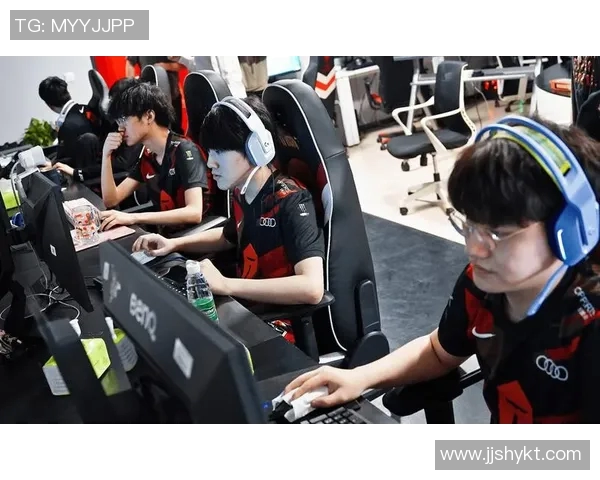 和平精英赛场上的传奇逆袭TES战队的辉煌征程全记录实时新闻